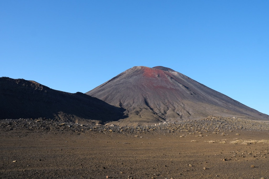 Silhouette des Red Krater