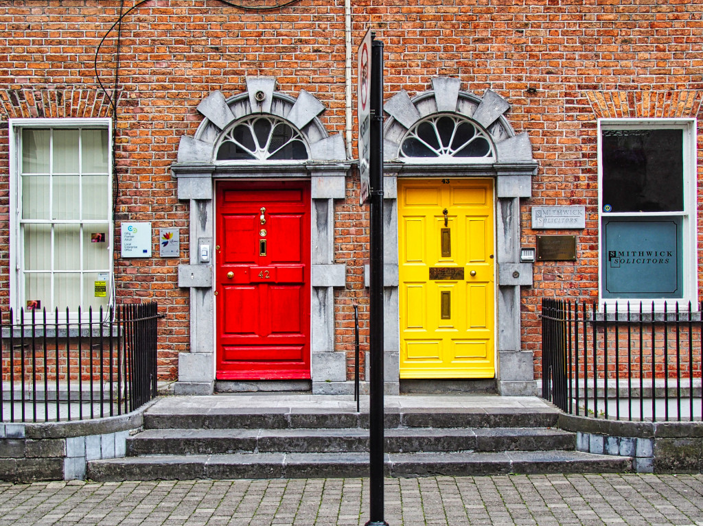 Farbenfrohe Haustüren in Kilkenny