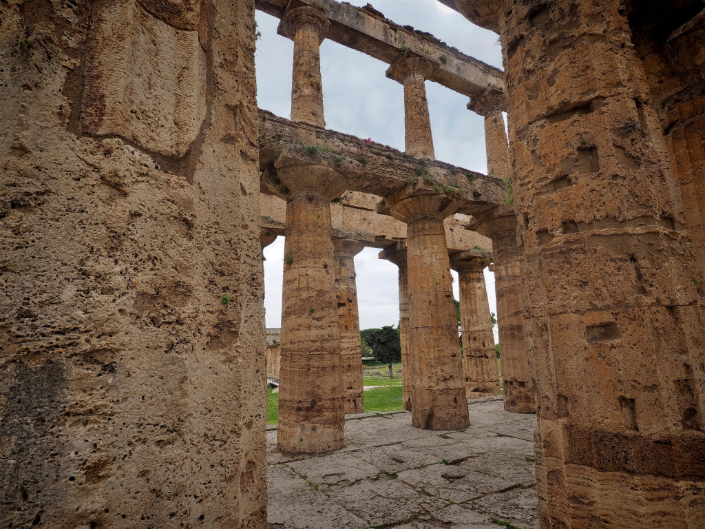 Dorischen Säulen des Poseidon-Tempels in Paestum