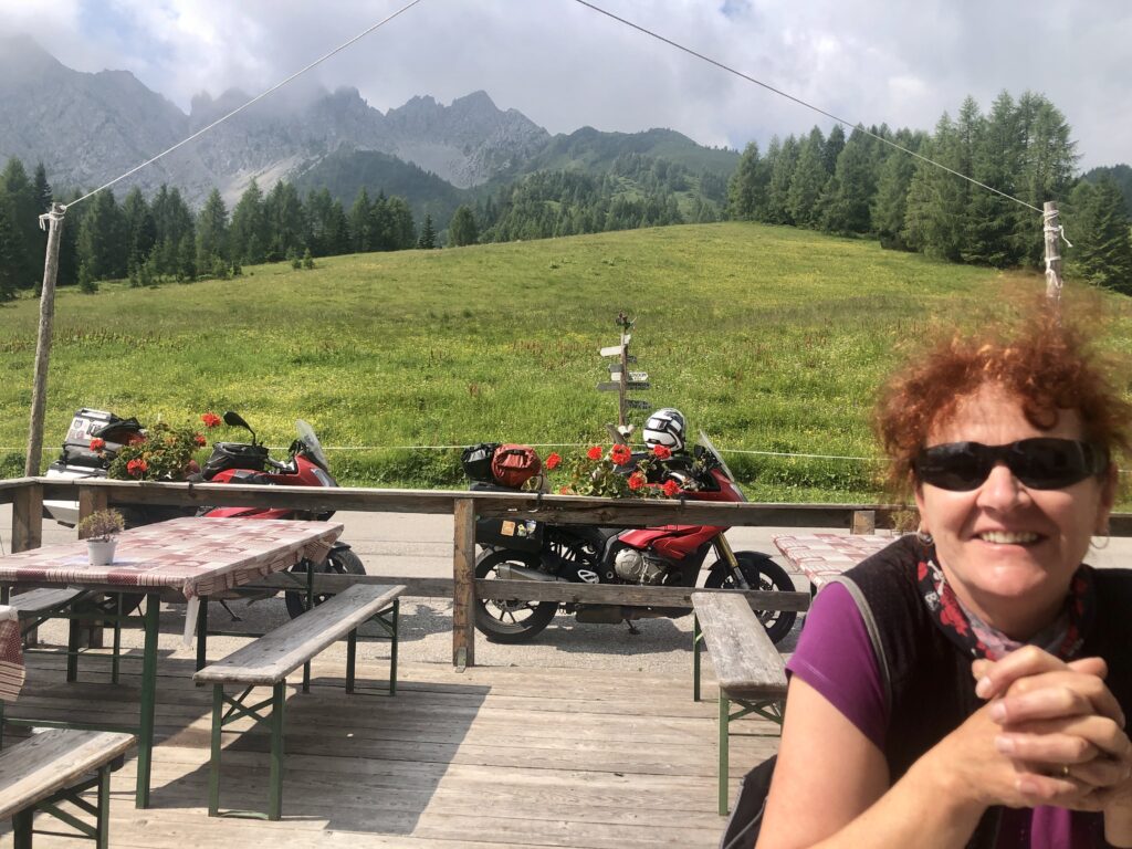 Cappuccino am Rifugio Ten Fabbro