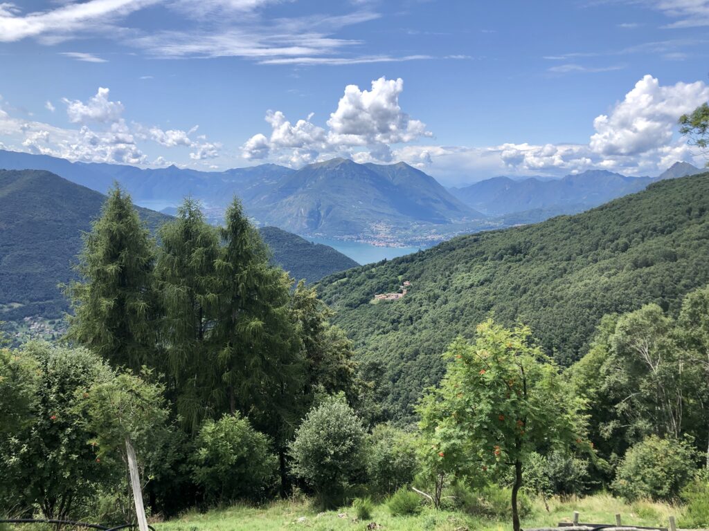 Aussicht vom Alpe Giumello bis zum Lago di Como