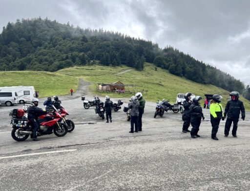 Spanische Bikergruppe am Col d‘Aspin