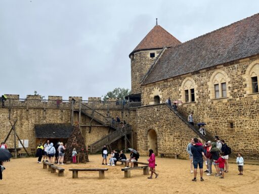 Aufgang zur Burgmauer