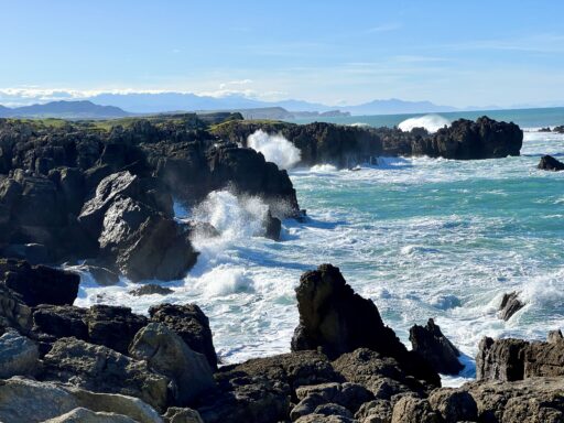 Wellen an der Costa Quebrada