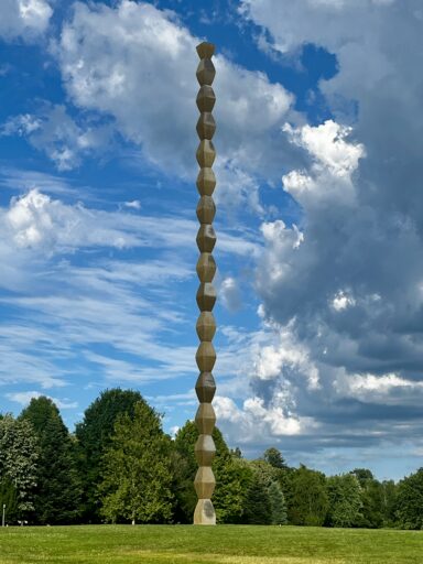 Skulpturen in Târgu Jiu: Unendliche Säule